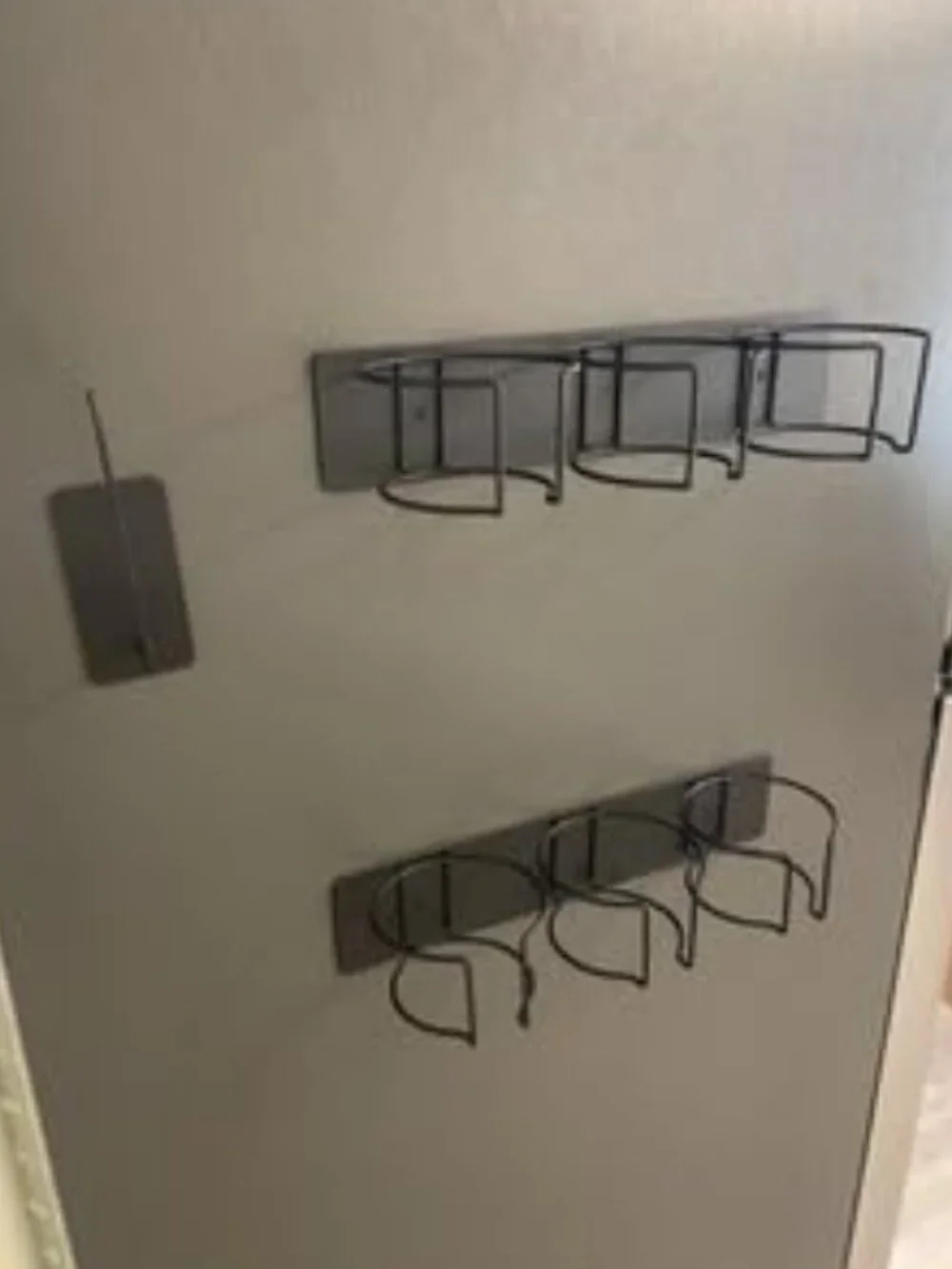 4 Piece Magnetic Tumbler Organizer - New - Picture 3 of 5